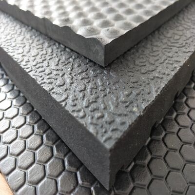 8mm Thickness Double Side Heavy Duty Rubber Horse Stall Mat with Square Hexagon Pattern