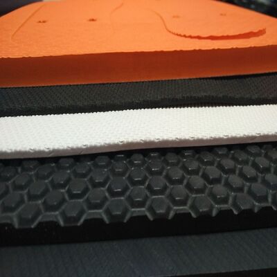 Fabrika Toptan Piyasaya Çıkarma Renkli EVA Çizgi Çorapları Yumuşak Köpük Sollu Kapalı Hücre Dış tabanlı Çoraplar Kauçuk ürünleri