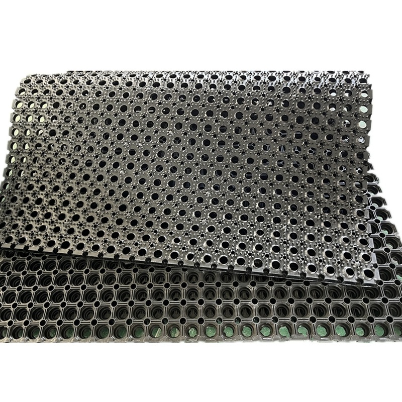 Anti-Slip Outdoor Rubber Drainage Mats with 8mm Thickness and 90x150cm Size for Wet Areas